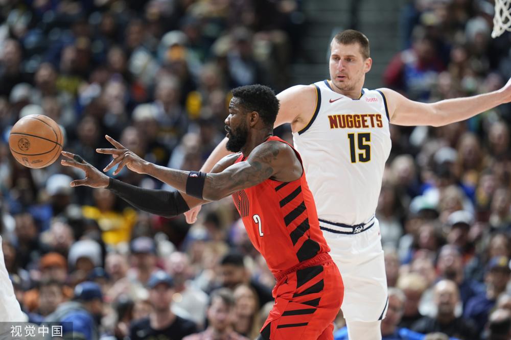 随之被放大 随之被放大